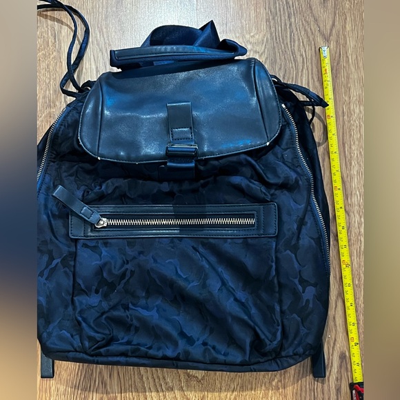Sol and Selene visionary camo backpack - Picture 1 of 5